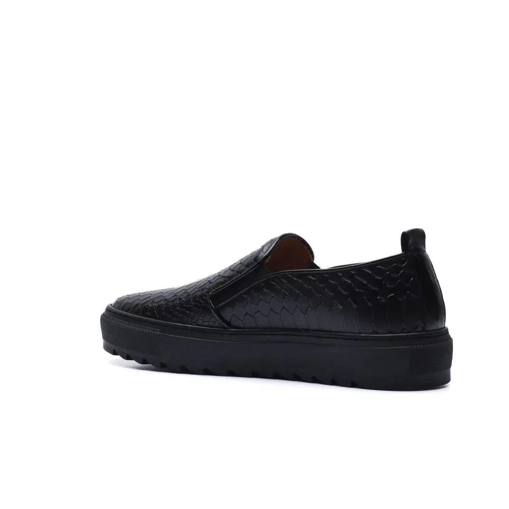 Slip-On Black Shark Sole – Black