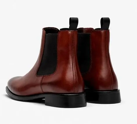 Classic Leather Chelsea Boot