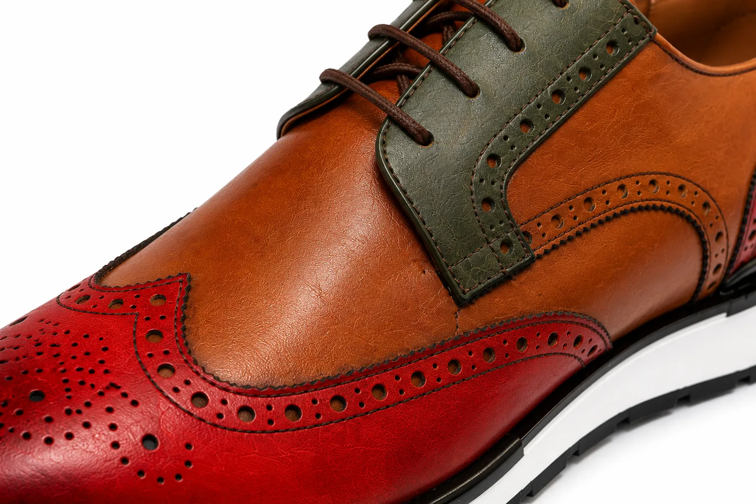 Þrílitur blandaður brogue skór frá Heritage