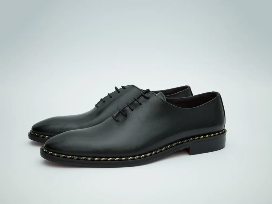 Oxford Wholecut Black