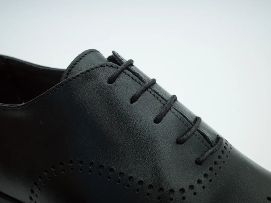Oxford Black with Brogue Design