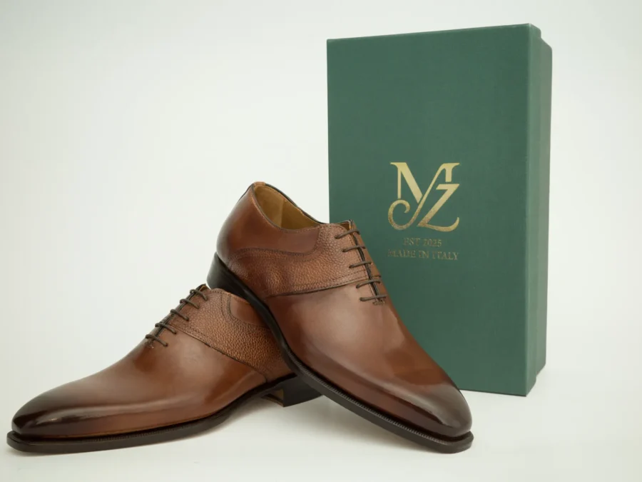 Derby in Brown Leather with Details