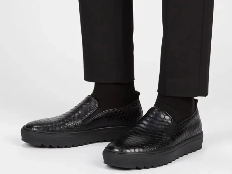 Slip-On Black Shark Sole – Black