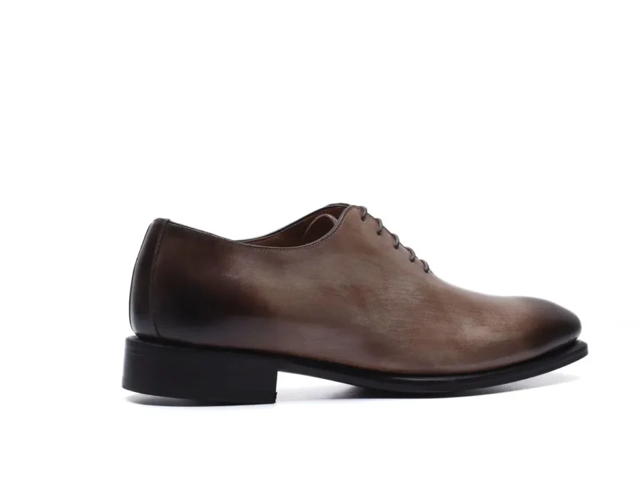 Oxford Wholecut Taupe